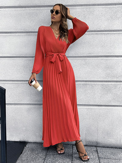 V-neck Long-sleeved Pleated Long Dress