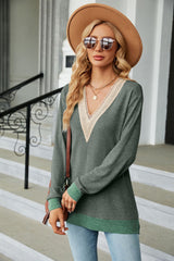 V-neck Contrast Split Loose Long Sleeve T-shirt