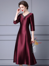 Red Satin V-neck Beading Mother Of The Bride Dress