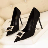 Pointed Pearl Rhinestone Square Buckle Shoes
