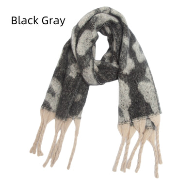 Coarse Tassel Jacquard Leopard Scarf