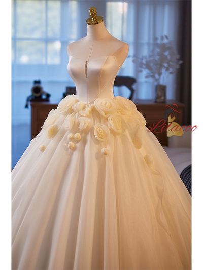 Ivory Tulle Strapless 3D Flower Wedding Dress