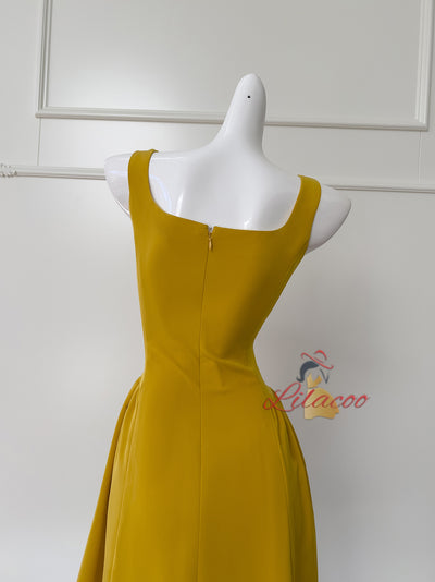 Slim Mid-length Sling Waist Dress
