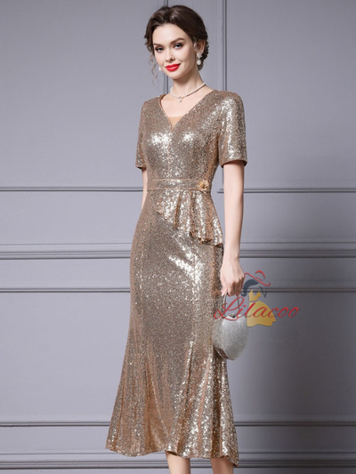 Burgundy Sequins Short Sleeve Mother Of The Bride Dress
