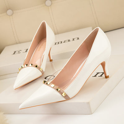 Patent Leather Shallow Mouth Pointed Metal Rivet Shoes