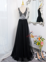 Blue Tulle V-neck Beading Prom Dress