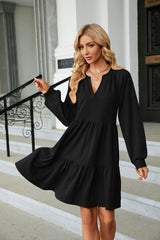 Solid Color V-neck Pleated Long Sleeve Dress
