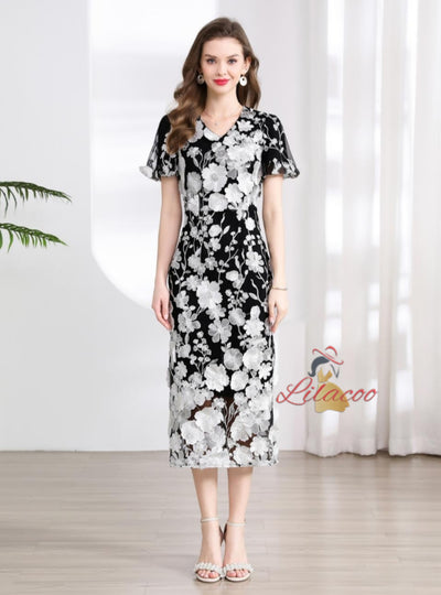 V-neck Bubble Sleeve Slim Three-dimensional Flower Dress