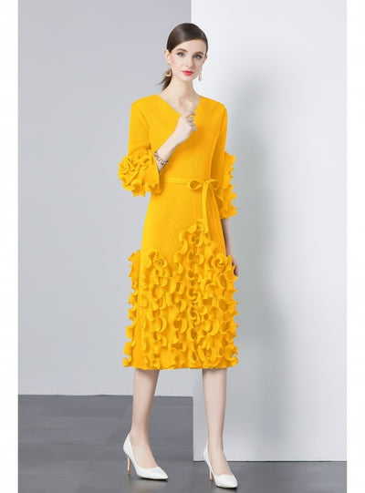 Slim V-neck Ruffled Wood Ears Dress