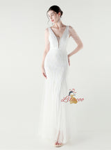 Mermaid Sequins Tulle V-neck Beading Prom Dress