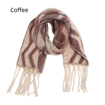 Jacquard Coarse Tassel Gradient Wavy Scarf