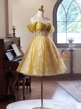 Yellow Tulle Sequins Flower Homecoming Dress