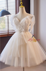 White Tulle Lace Pleats Wedding Dress