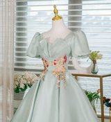 Green Puff Sleeve Appliques Homecoming Dress