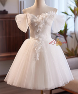 White Tulle Pleats 3D Flower Wedding Dress