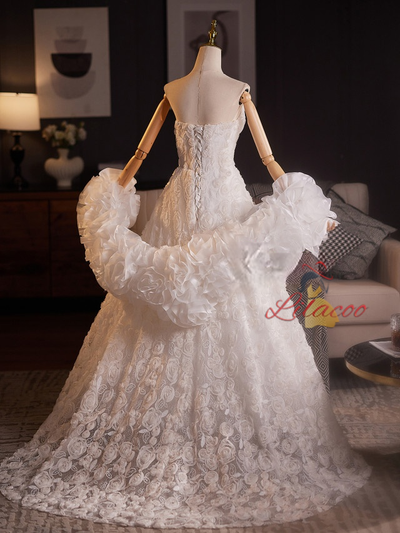 White Tulle Flower Strapless Wedding Dress