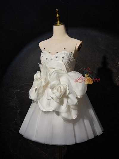 White Tulle Lace Backless 3D Flower Wedding Dress