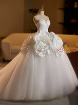 White Tulle Strapless 3D Flower Wedding Dress
