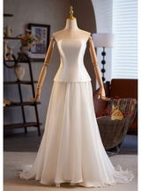 Fashion White Tulle Strapless Wedding Dress