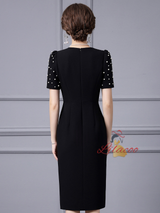 Black V-neck Pearls Mother Of The Bride Dress