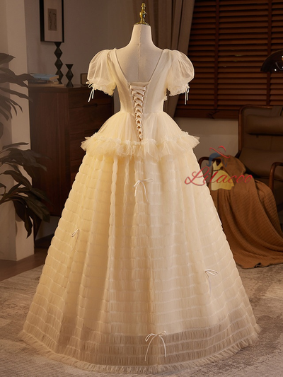 Champagne Tulle V-neck Beading Wedding Dress