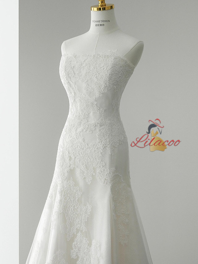 Sexy White Tulle Lace Strapless Wedding Dress