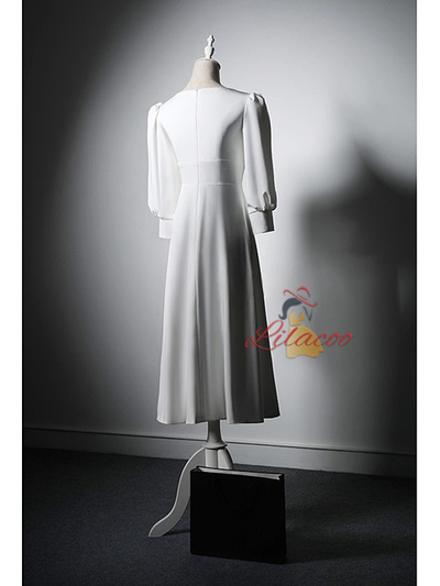 White V-neck Button Wedding Dress