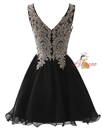 Black Chiffon V-neck Appliques Homecoming Dress