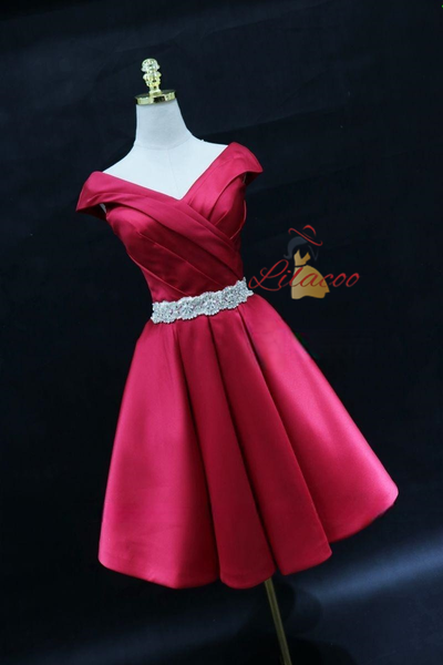 Burgundy Satin Pleats Beading Homecoming Dress