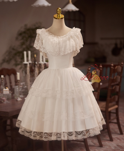 White Lace Tiers Wedding Dress