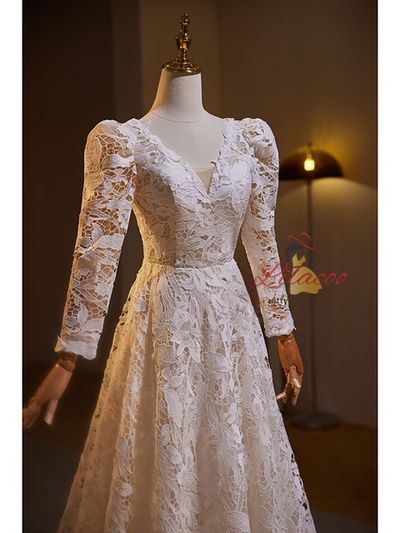 Simple White Lace Long Sleeve V-neck Wedding Dress