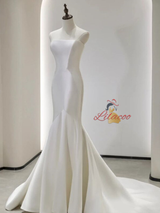 White Mermaid Satin Strapless Wedding Dress