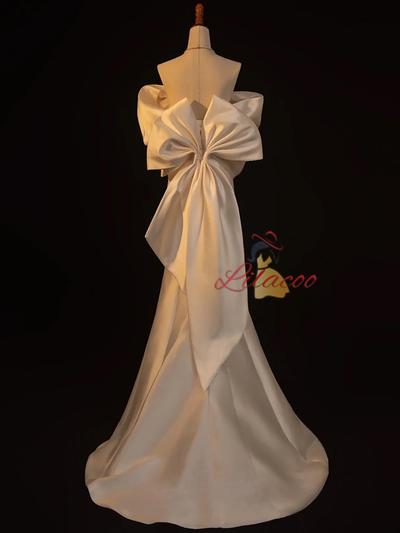 Ivory Mermaid Satin Bow Wedding Dress
