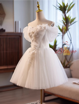 White Tulle Pleats Flower Wedding Dress