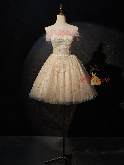 Champagne Tulle Sequins Strapless Homecoming Dress