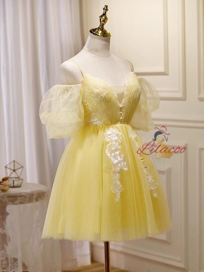 Yellow Tulle Spaghetti Straps Homecoming Dress