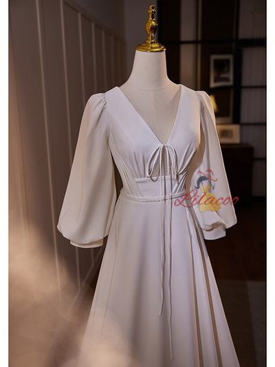 White V-neck Puff Sleeve Pleats Wedding Dress