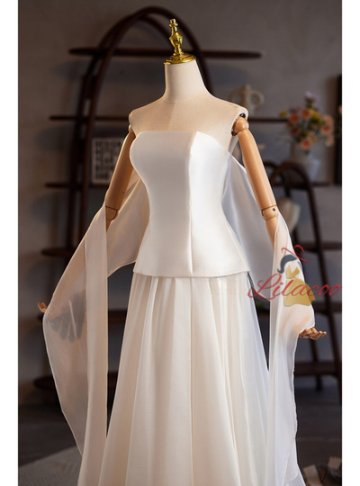 Fashion White Tulle Strapless Wedding Dress