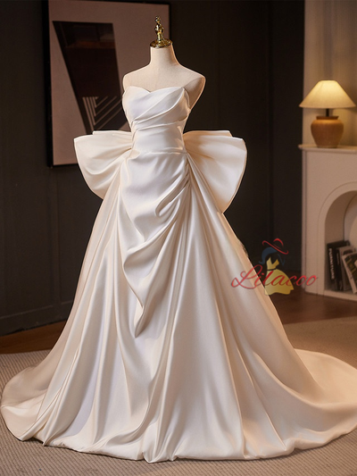 White Satin Strapless Bow Wedding Dress