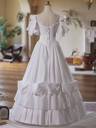 White Satin Tiers Appliques Beading Wedding Dress