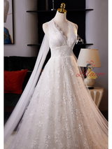 White Lace V-neck Backless Wedding Dress