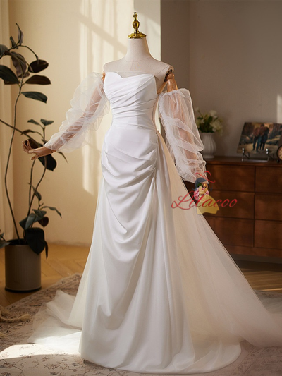 White Strapless Pleats Wedding Dress