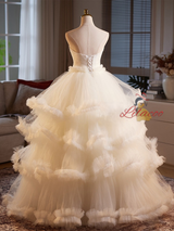 Champagne Tulle Strapless Pleats Wedding Dress