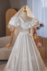 White Satin Lace V-neck Wedding Dress
