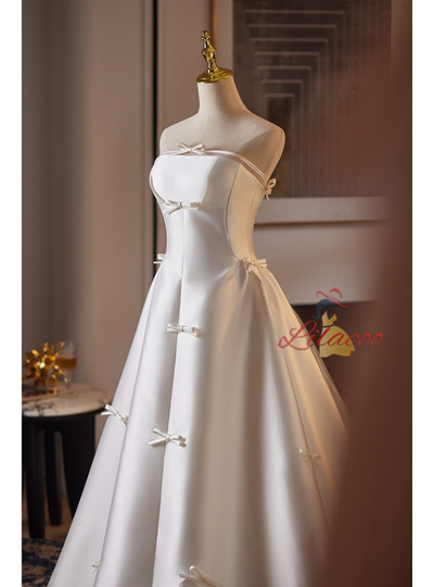 White Satin Strapless Bow Wedding Dress