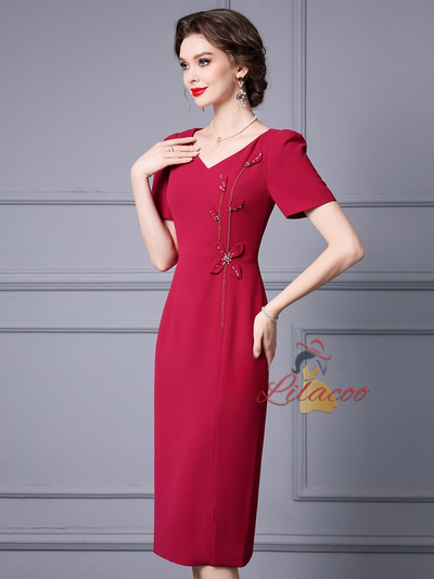 Burgundy Beading V-neck Mother Of The Bride Dress
