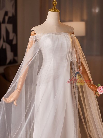 Simple White Pleats Wedding Dress