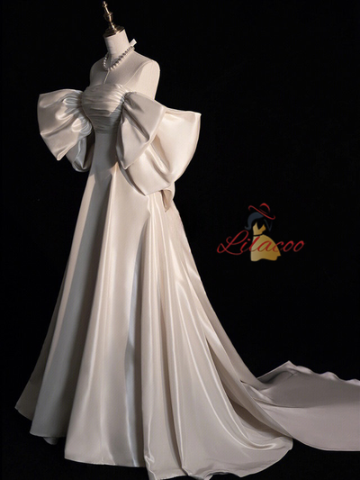 Ivory White Satin Strapless Pleats Wedding Dress