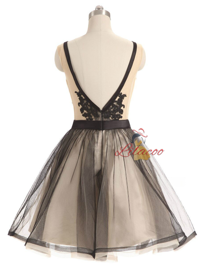 Black Tulle V-neck Lace Homecoming Dress