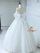 White Tulle Lace Appliques Sweetheart Wedding Dress
